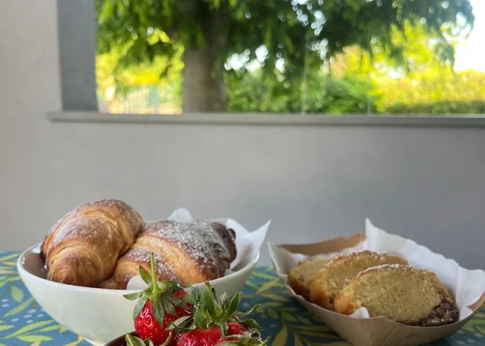 A Due Passi Dal Mare Bed and breakfast