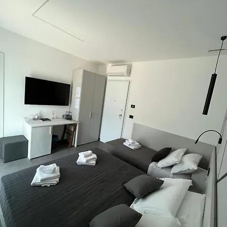 Bed & Breakfast A Due Passi Dal Mare *