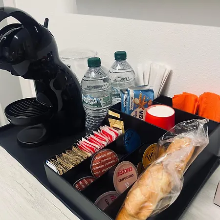 A Due Passi Dal Mare Couette-café 4*